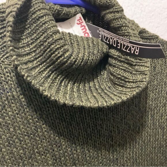 Razzle Dazzle sweater green with leather elbows New - Picture 4 of 9